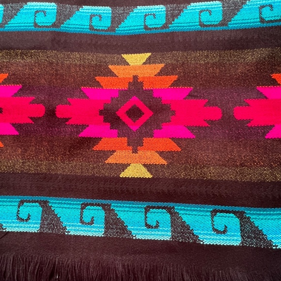 Mexican Table Runner Woven Fringe Tabletop Bed Runner 25" x 62" - Picture 3 of 3